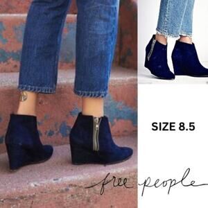 FREE PEOPLE Women's Orlanda Blue distressed suede Wedge Boot | SIZE 8.5 (EU39)